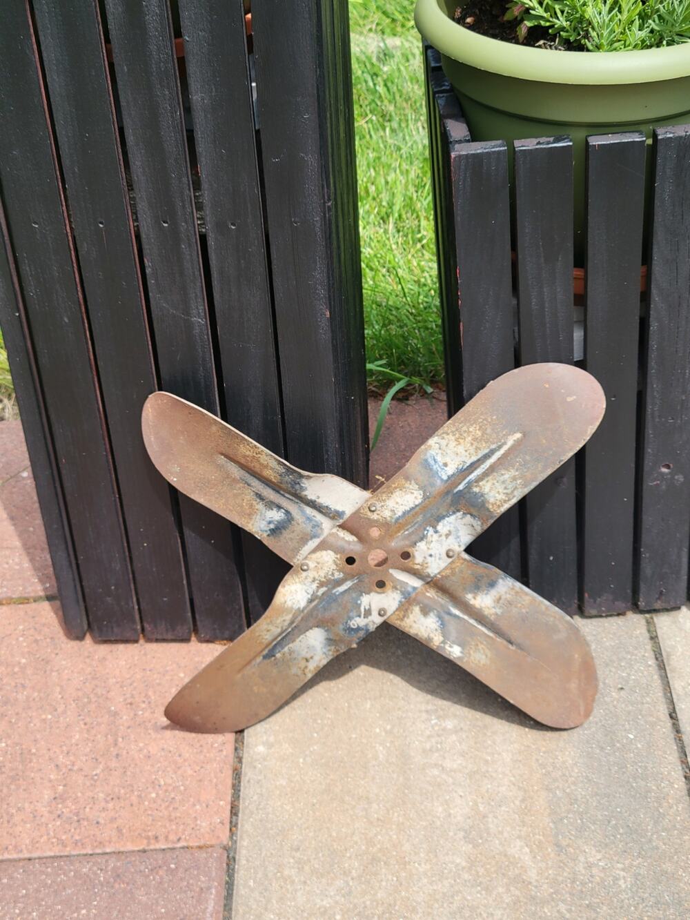 Vintage Old Tractor Fan Blade 17-3/4" Primitive Farmhouse Decor